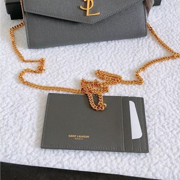 Women’s Ysl Saint Laurent uptown chain wallet in de poudre grain leather - Picture 3 of 16